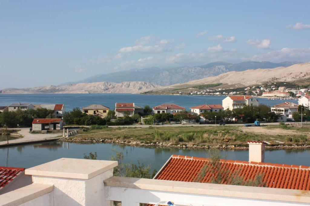 Apartments Tatjana Pag Town Quarto foto